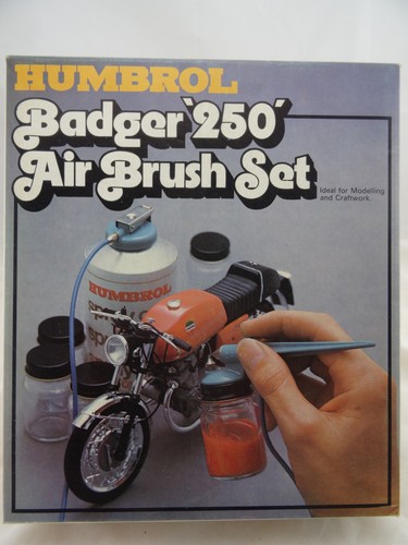 Humbrol badger 250 - 250, air